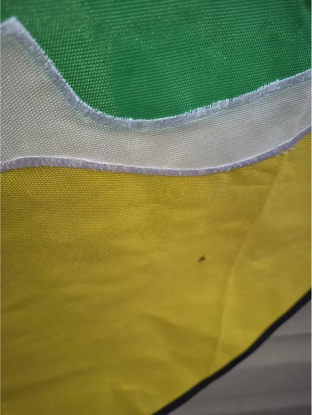 Vintage Holiday/Winter Mitten Christmas Tree Oversized 59"x33" Home Flag - Picture 8 of 9